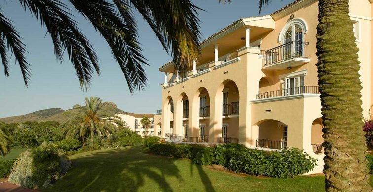 la manga hotel principe felipe lawns