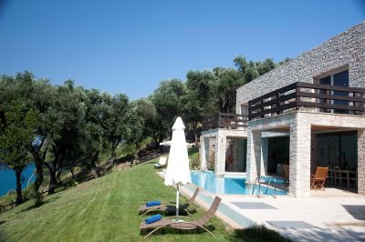 Villa Akrothalassia